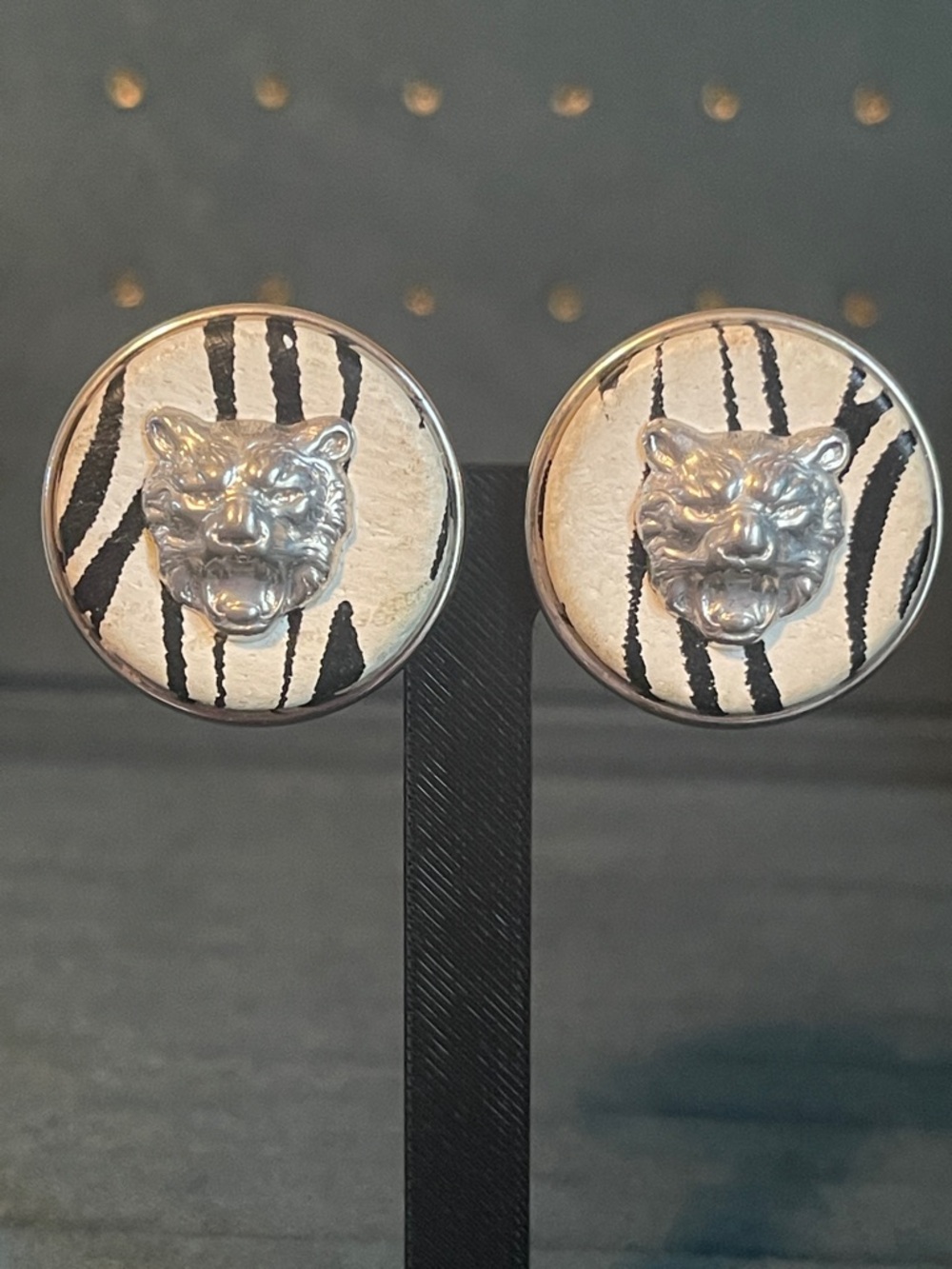 Vintage Zebra Striped Jaguar Emblem Statement Clip-on Earrings